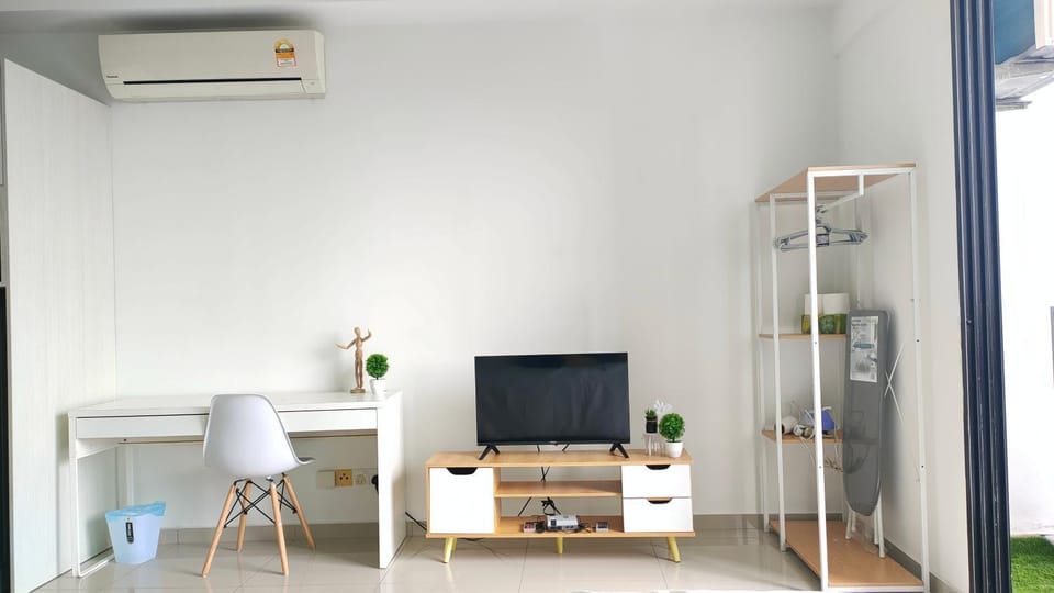 TV and multimedia, furniture, heating, air conditioner