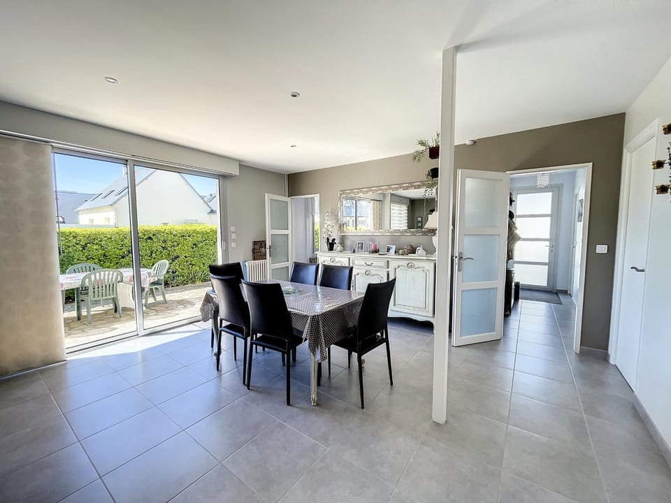 Maison 3 chambres à 100m de la plage avec grande terrasse, jardin clos et parking - Jullouville - FR-1-361-429 House in Jullouville