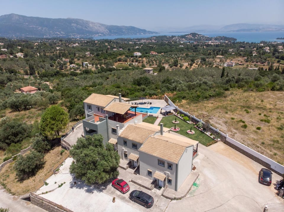 Property building, Bird's eye view, View (from property/room)