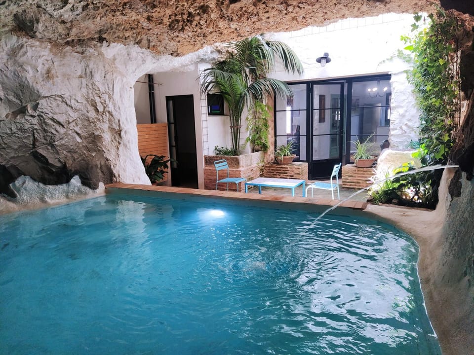 Swimming pool, Inner courtyard view