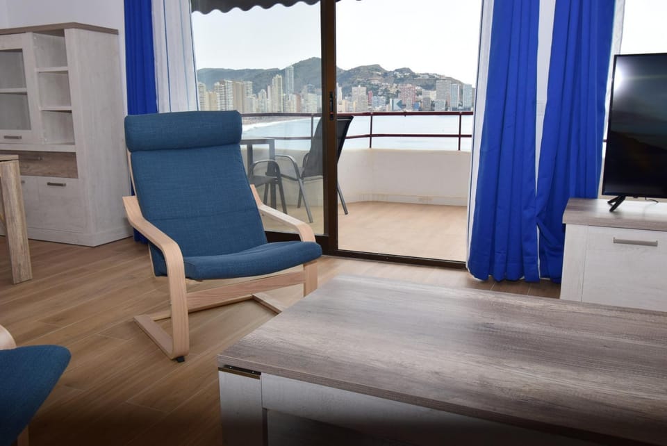 Communal lounge/ TV room, Living room