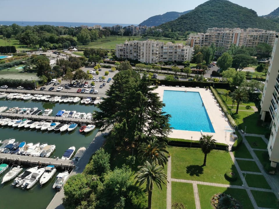 Studio face mer Mandelieu près de Cannes Apartment in Mandelieu-La Napoule