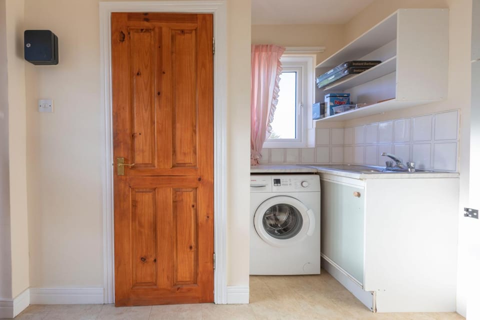 Lake District, spacious holiday home, sleeps 11, village location House in Copeland District