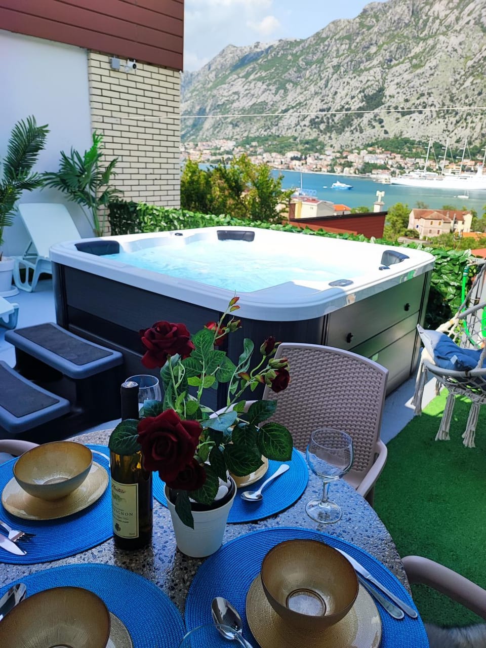 Hot Tub, Balcony/Terrace, Sea view