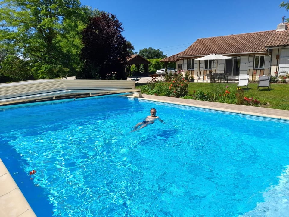CHAMBRE D'HOTE 40 M2 très agréable Bed and Breakfast in Occitanie