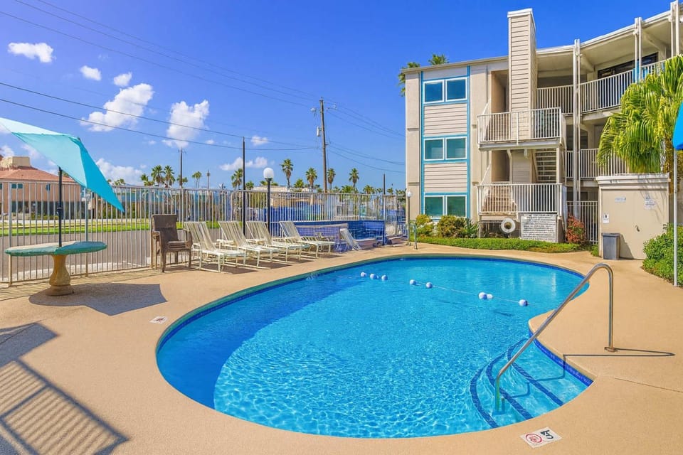 La Internacional 313 home Apartment in South Padre Island
