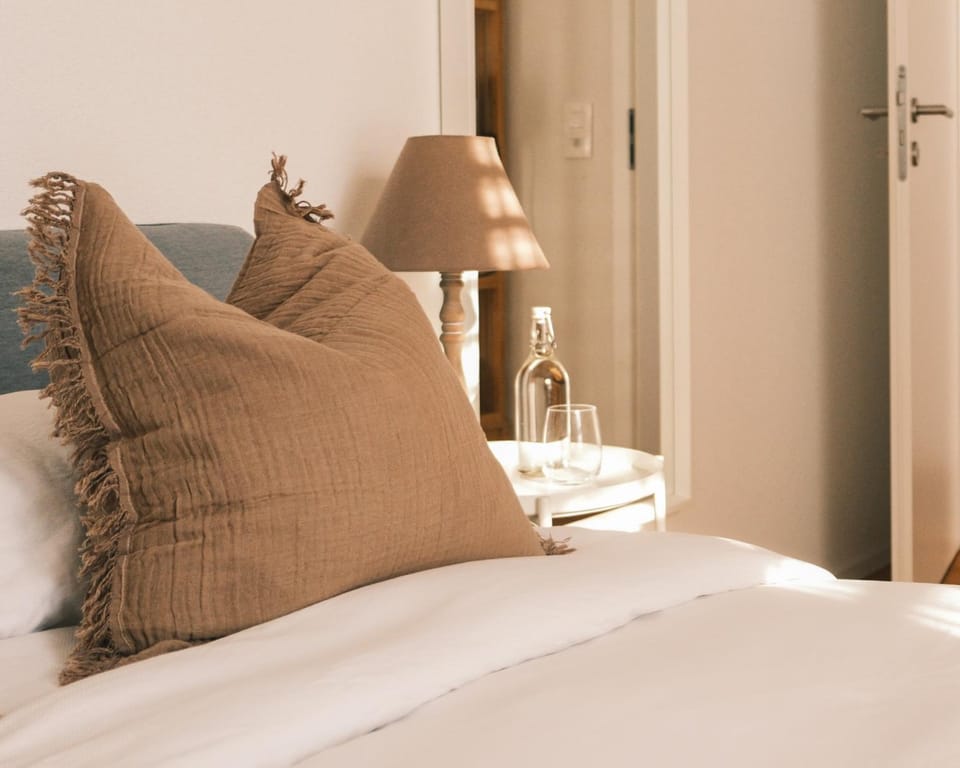 Lakeview Homestay - Private Guest Rooms & Bathroom Vacation rental in Fribourg, Switzerland