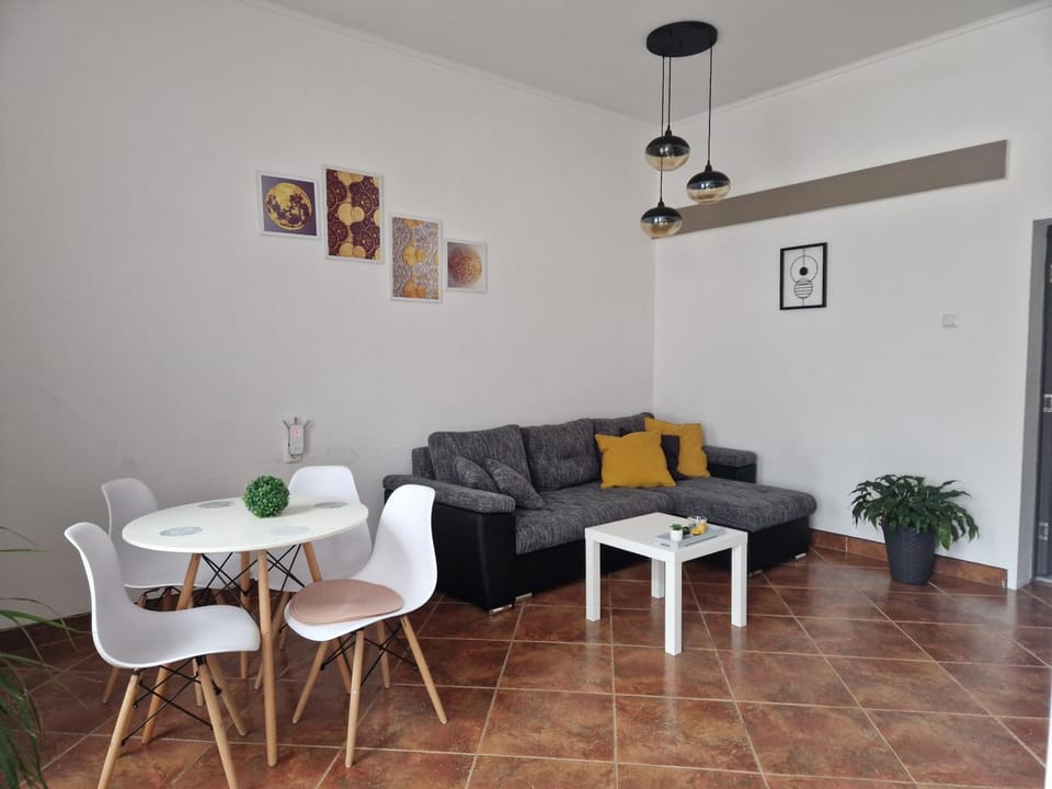 Rakoczi apartman 2 Apartment in Romania