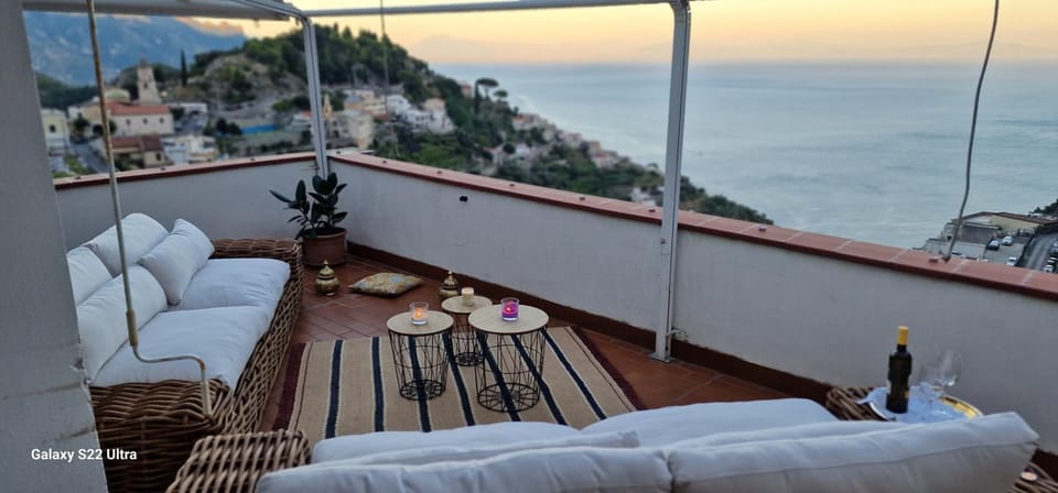 Natural landscape, View (from property/room), Balcony/Terrace, Balcony/Terrace, Mountain view, Sea view