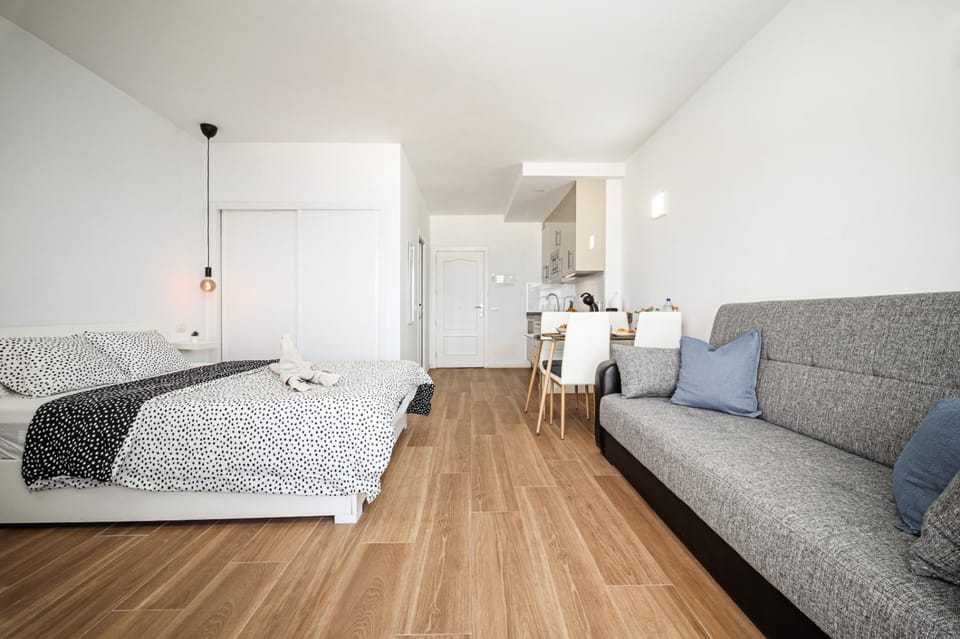 Sunset Paraiso Retreat Apartment in Canary Islands