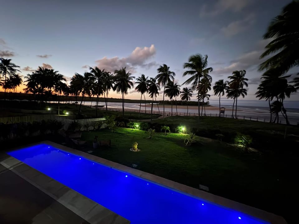 Beach house - secured, beach access, sea view, best location Villa in State of Bahia