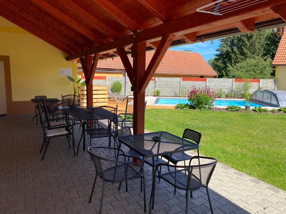 Ubytování ve Starém Dvoře Apartment in Czechia