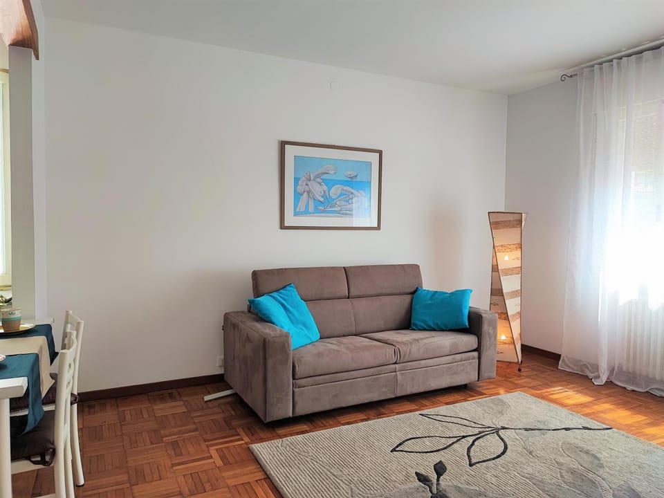 Baga's Home with Terrace Apartment in Lido di Venezia
