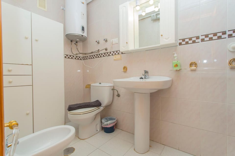 Shower, Toilet, Bathroom, Bath, bidet