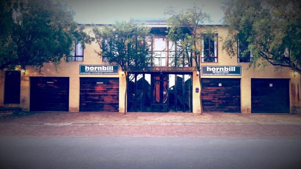 Property building, Restaurant/places to eat