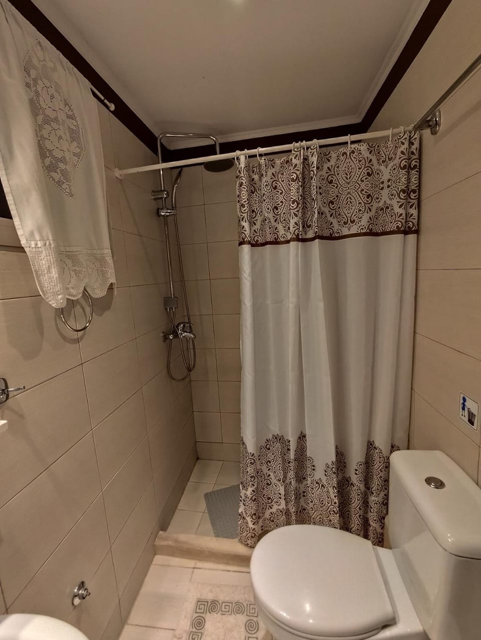 Shower, Toilet, Bathroom
