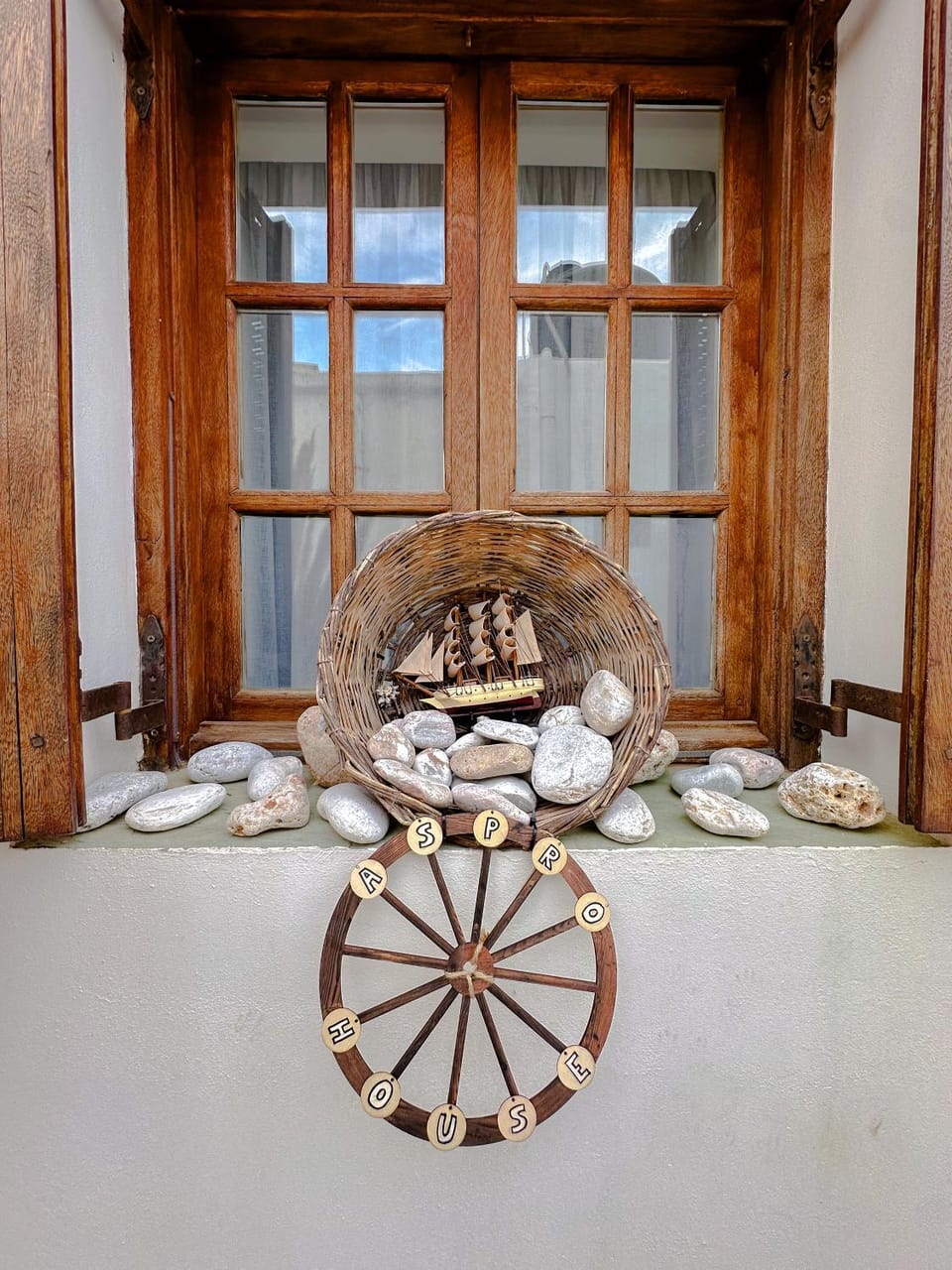 Facade/entrance, Decorative detail