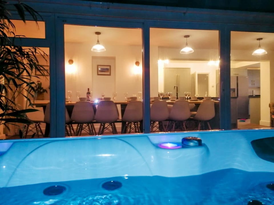 Hot Tub