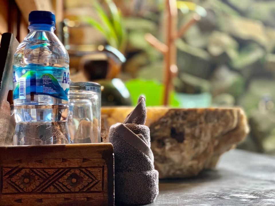 Drinks, towels