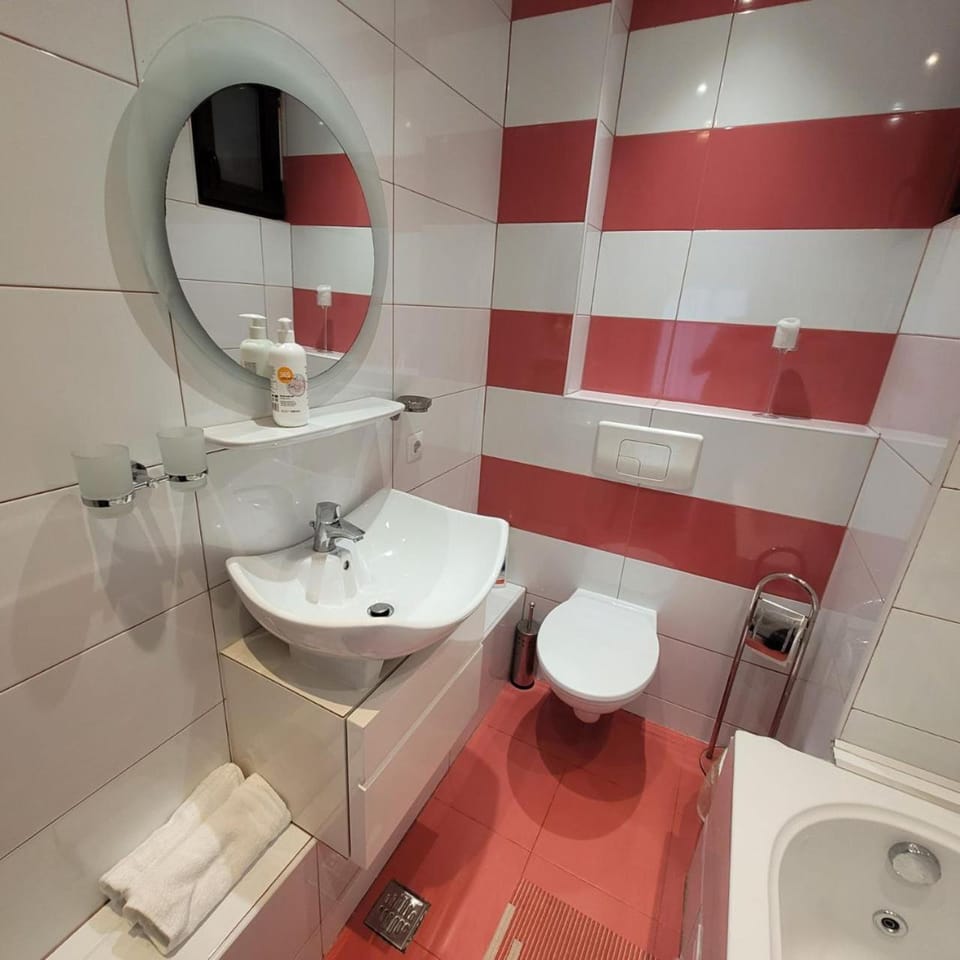 Anastasia Apr 28B Beautiful View Apartment in Bucharest