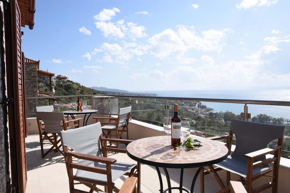 Natural landscape, View (from property/room), Balcony/Terrace, Sea view