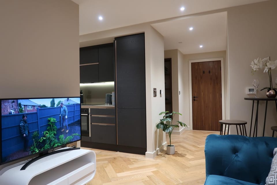 City Centre Luxury studio apartment suite with garden view Apartment in York