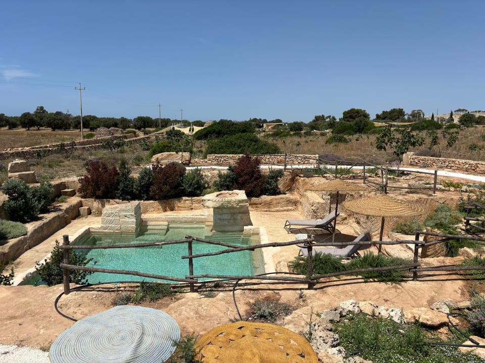 Day, Natural landscape, Pool view, Swimming pool, sunbed