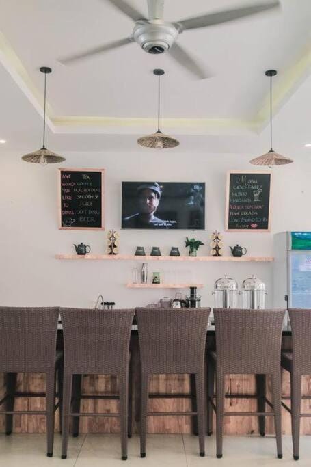 Restaurant/places to eat, Dining area, Meeting/conference room