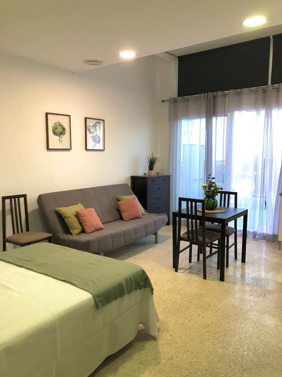 Living room, Seating area, Dining area