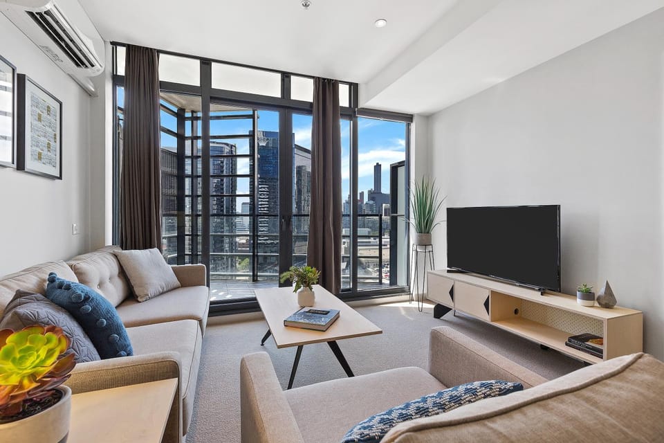 Communal lounge/ TV room, TV and multimedia, Balcony/Terrace, Living room, Seating area, Evening entertainment