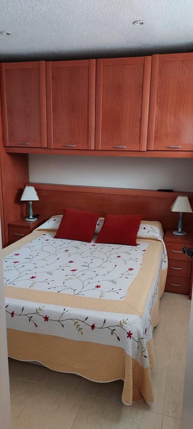 Alquilo apartamento junto al mar en Torrevieja Cabo Cervera (Alicante) Apartment in Torrevieja