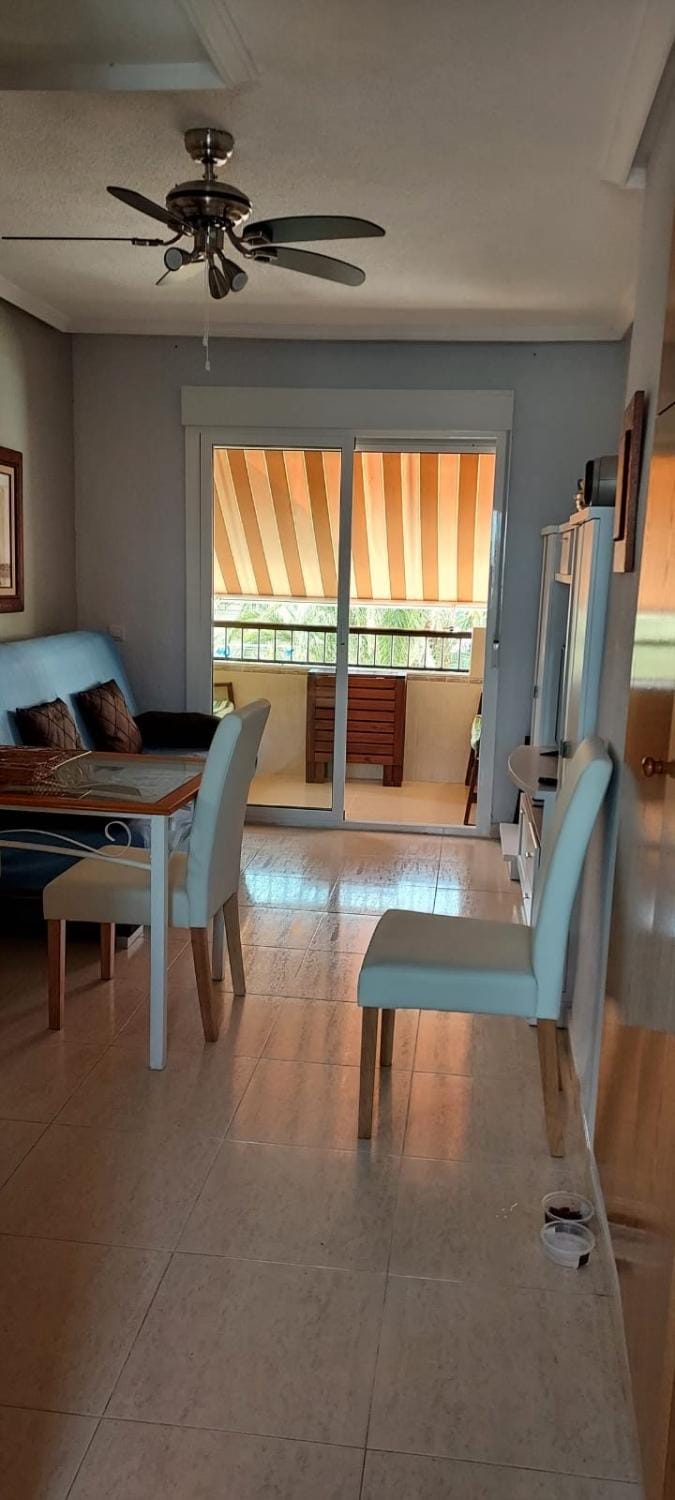 Alquilo apartamento junto al mar en Torrevieja Cabo Cervera (Alicante) Apartment in Torrevieja
