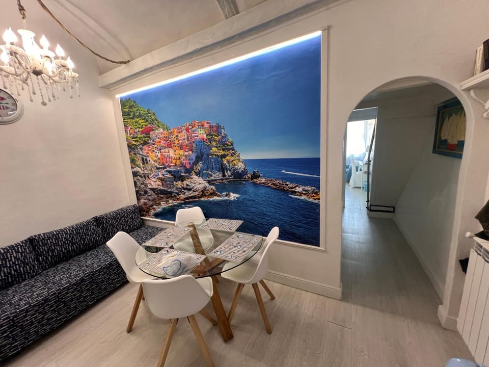LE CINQUE VELE ***** Cinque Terre Apartment in Monterosso al Mare