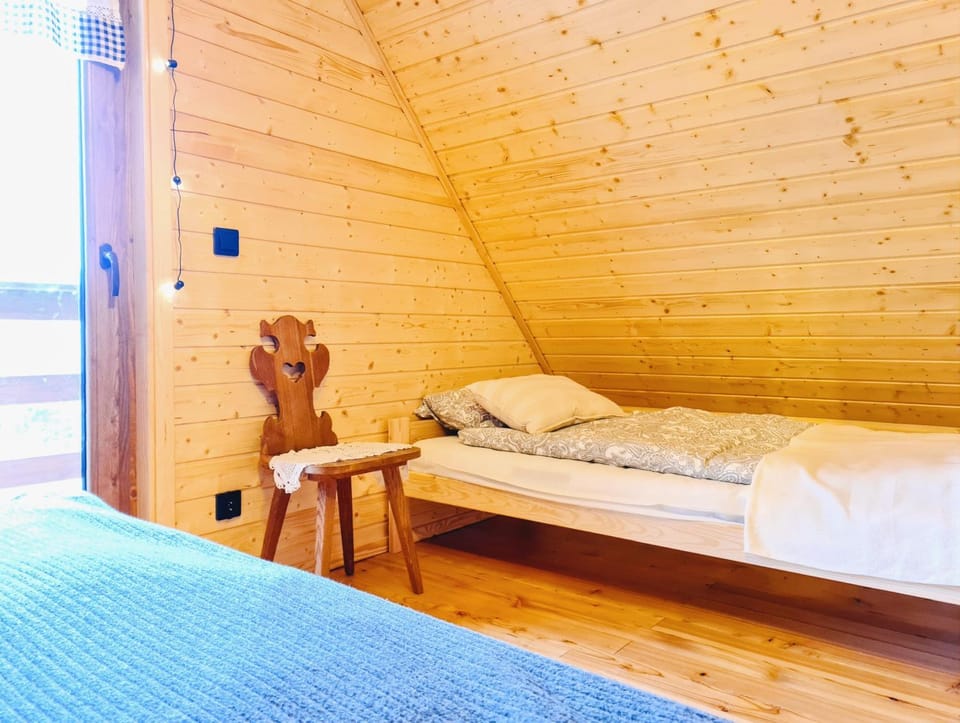 Osada Sierpnica - Uroczy dom z kominkiem i balią w Górach Sowich Chalet in Lower Silesian Voivodeship