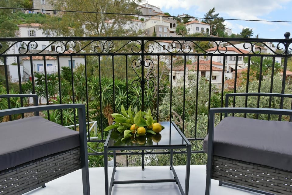 Patio, Balcony/Terrace