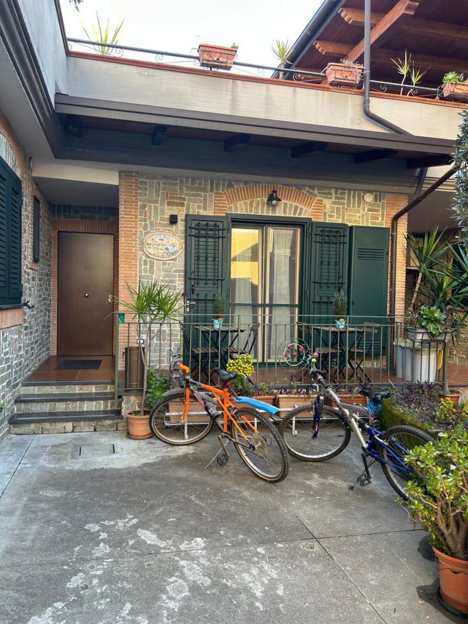 Midway House AMALFI COAST - POMPEI - SORRENTO COAST- NAPOLI Bed and Breakfast in Campania