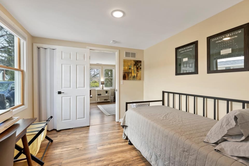 Bed, Bedroom