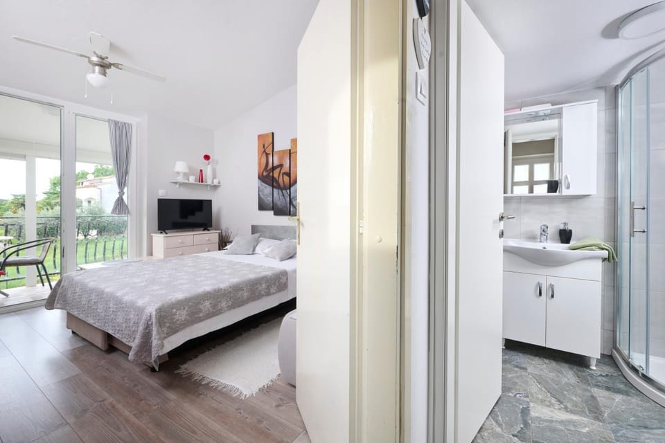 Summer Nook Studio Apartment - Poreč Apartment in Poreč