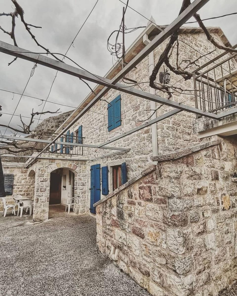 OLD HOUSE M House in Budva Municipality