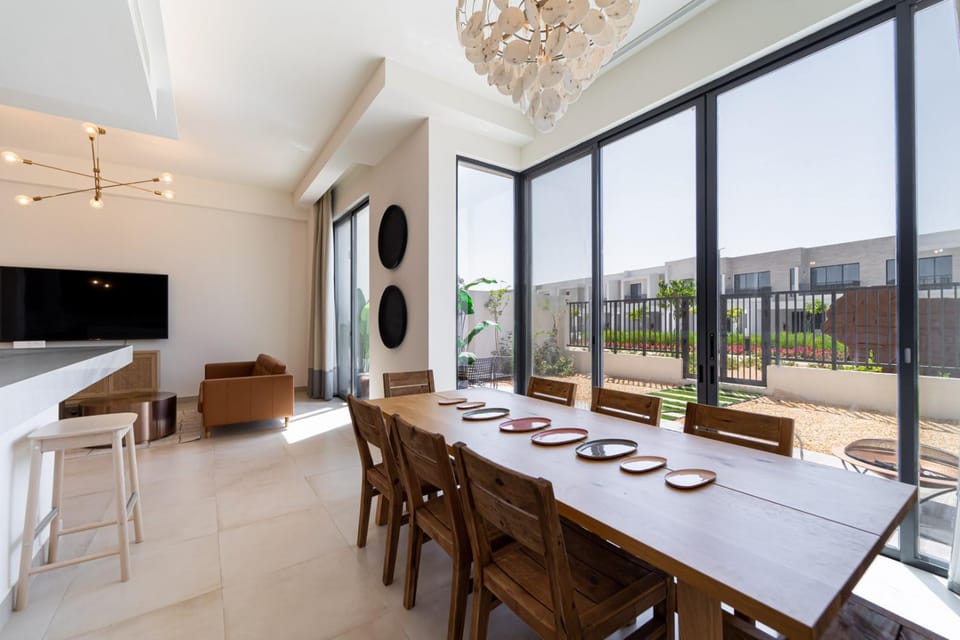 Patio, Dining area