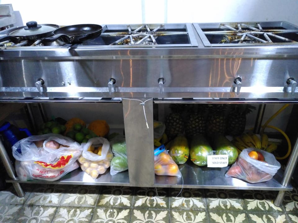 Food close-up, Kitchen or kitchenette, Food, stove
