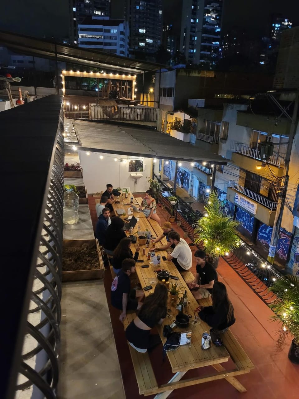 Balcony/Terrace, Evening entertainment, Guests, Entertainment, group of guests