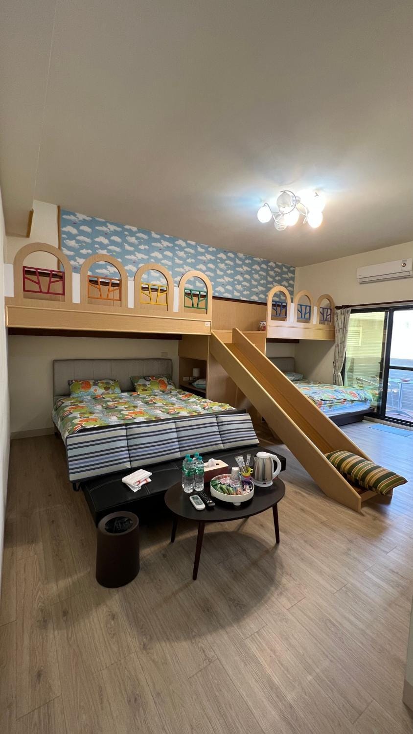 Dou Dou Long Homestay Bed and Breakfast in Kaohsiung