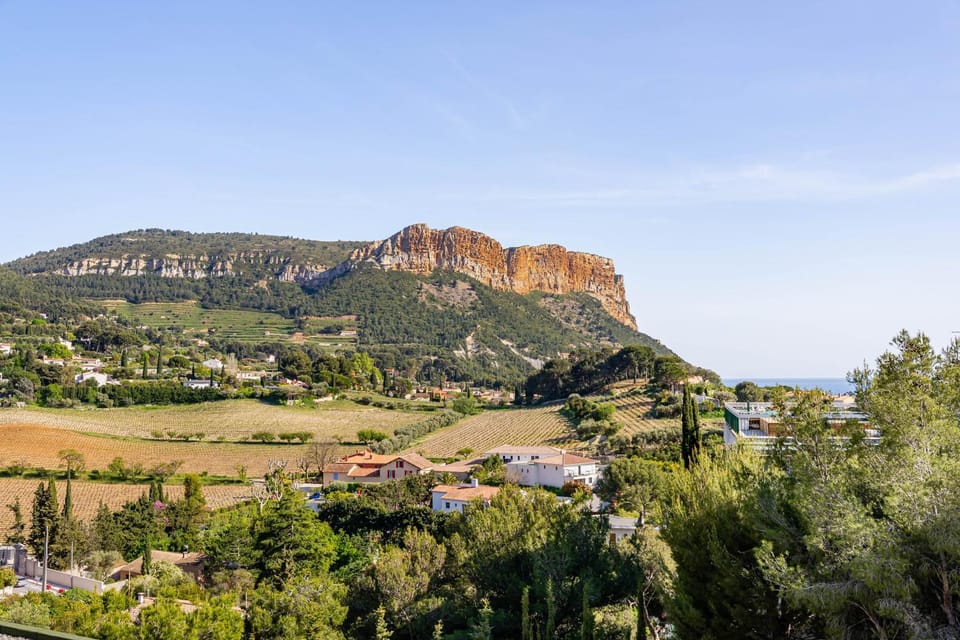 Le Panoramic 2 par Dodo-a-Cassis Apartment in Cassis