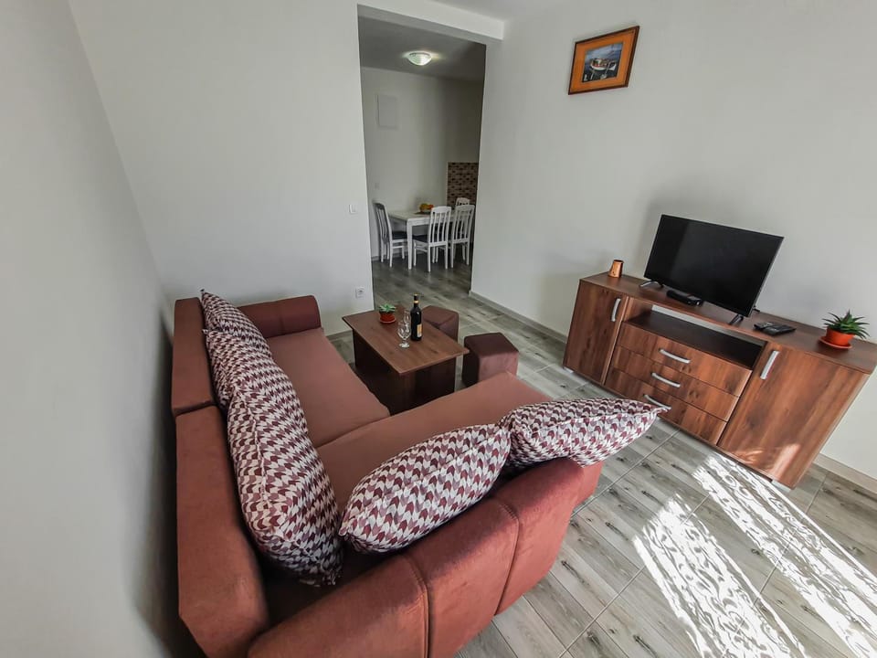 Apartments Chipsy Apartment in Kotor Municipality