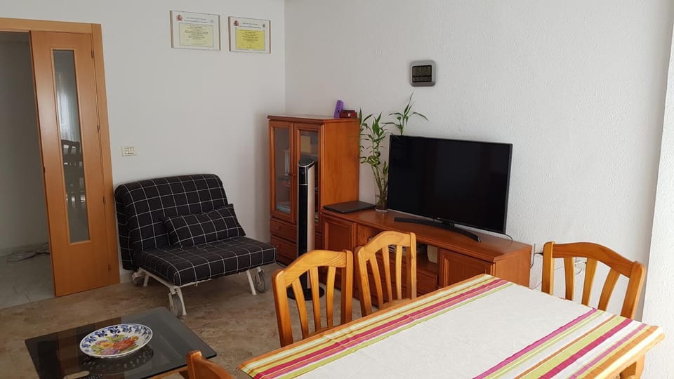 TV and multimedia, Living room, Dining area
