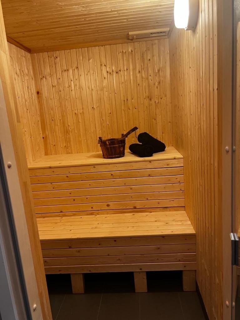 Spa and wellness centre/facilities