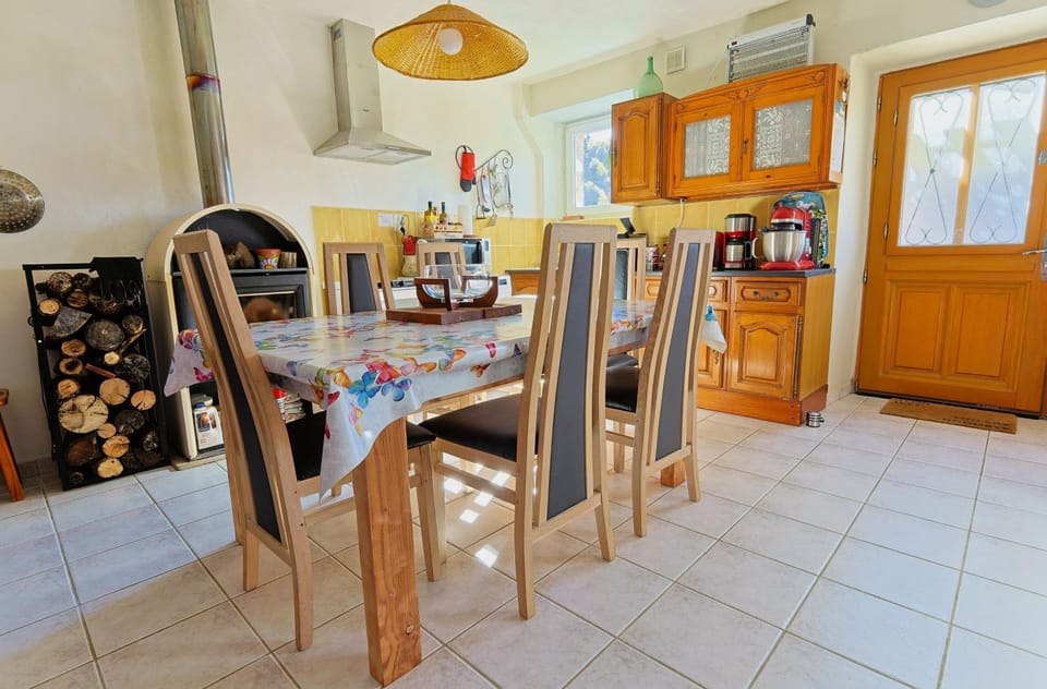 Communal kitchen