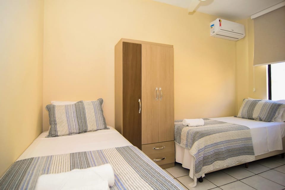 100m da Praia na Cachoeira do Bom Jesus P396 Apartment in Florianopolis