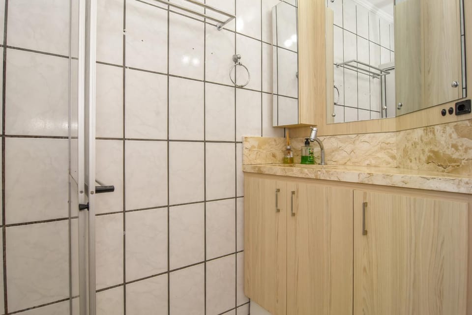 100m da Praia na Cachoeira do Bom Jesus P396 Apartment in Florianopolis